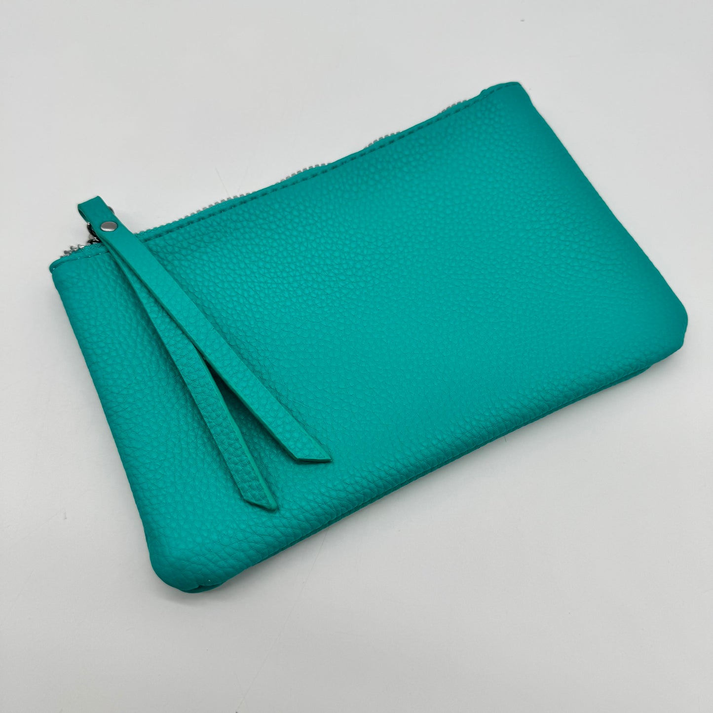 Faux Leather Accessory Zipped Pouch