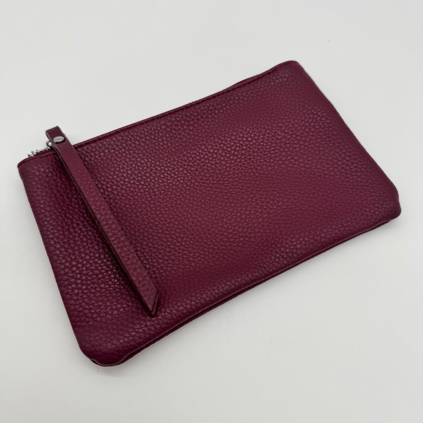 Faux Leather Accessory Zipped Pouch