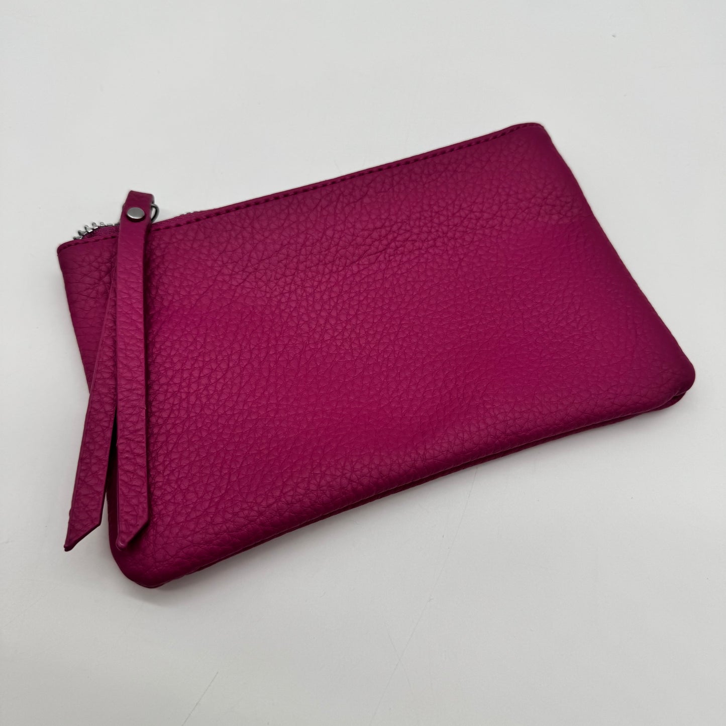Faux Leather Accessory Zipped Pouch