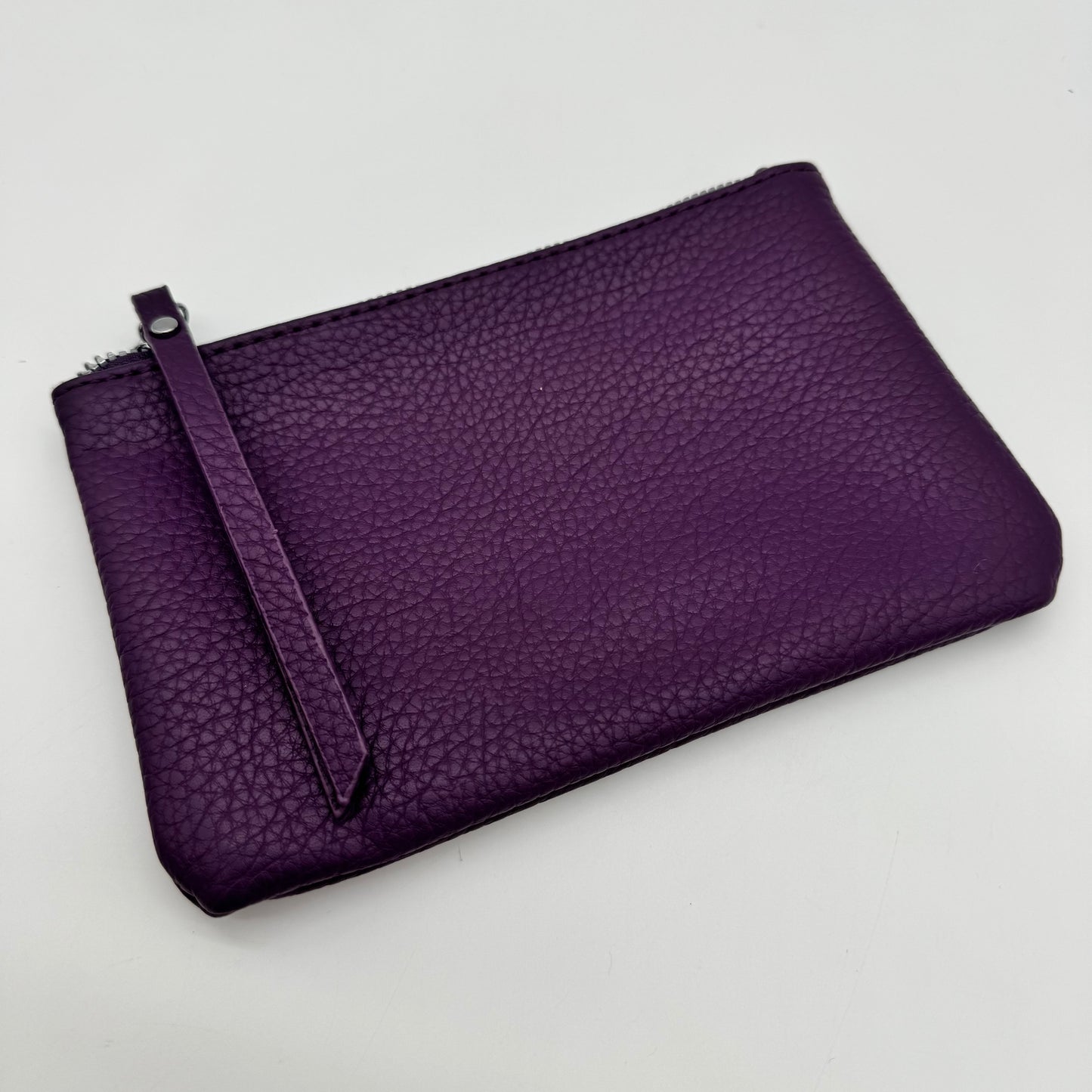 Faux Leather Accessory Zipped Pouch