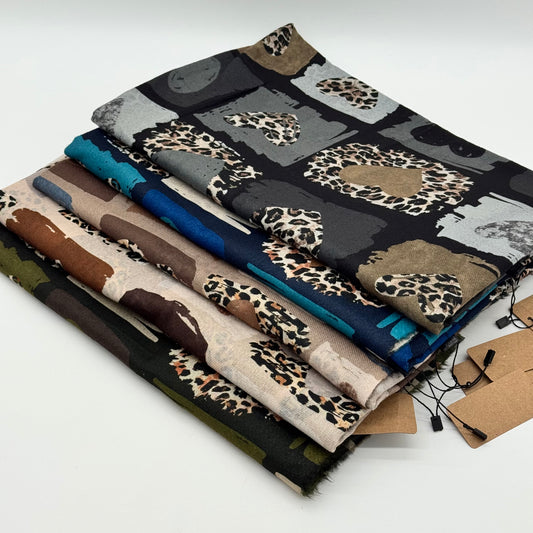 Soft Winter Heart Leopard Scarf